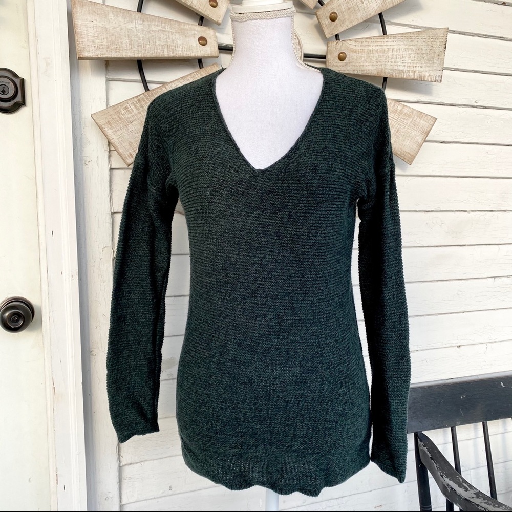 Old Navy Dark Green V Neck Pullover Sweater - Picture 1 of 6